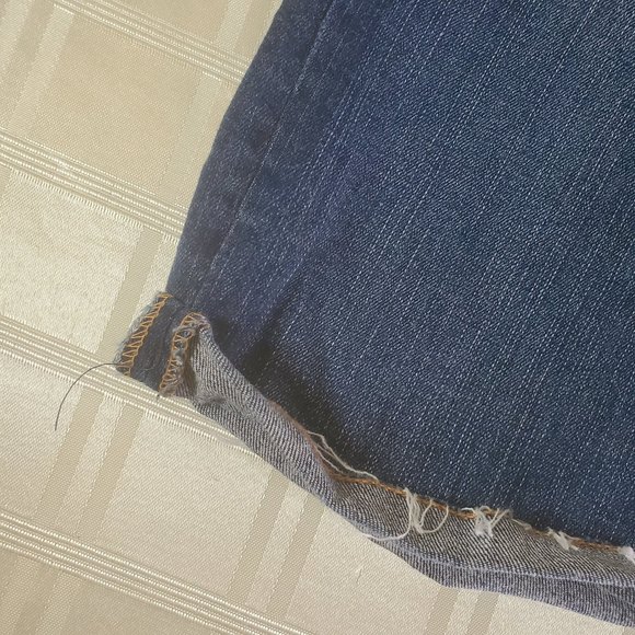 𝅺AEROPOSTALE distressed stretch medium wash denim Bermuda size 10 - Picture 10 of 10